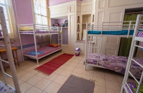 Konak Hostel | Lotus Garden Hostel Izmir
