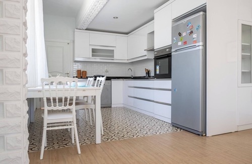 Bogazkent Apartment | Luna - 2 Bed Apartment with private garden