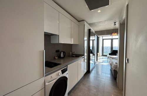 Bomonti Apartment | Luxury Studio on the 19th Floor | Queen Bomonti