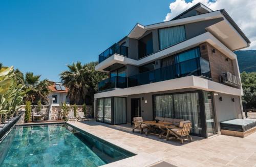 Oludeniz Villa | Luxury Villa Heated Pool & Spa