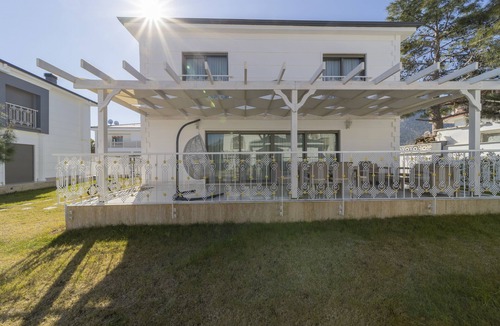 Goynuk Villa | Luxury Villa in a Peaceful Neighborhood w/Swimming Pool