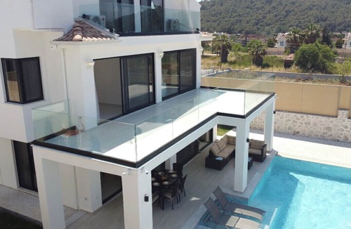 Fethiye Villa | Luxury villa with private pool & garden overseeing stunning picturesque mountain