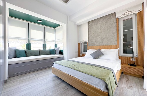 Alacati Hotel | Müzeyyen Hanım Konağı Alaçatı 12+