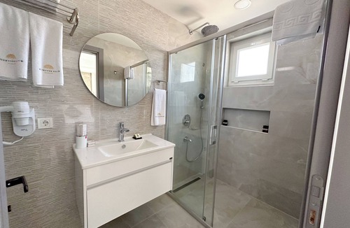 Alacati Hotel | Müzeyyen Hanım Konağı Alaçatı 12+