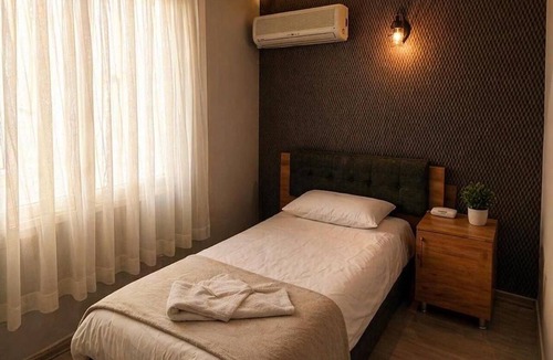 Akdeniz Hotel | MALABADİ HOTEL