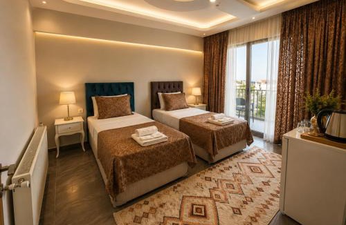 Altinova Hotel | Marine View Hotel