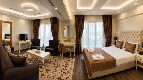 Altinova Hotel | Marine View Hotel