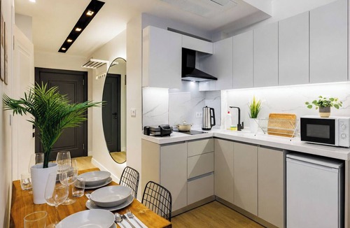 Cihangir Apartment | Marvelous 2 Bedroom Apartment At Monnas Suite