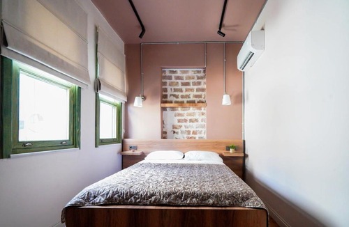 Balat Apartment | Mercan Apartments Balat - Brick Niche Suite