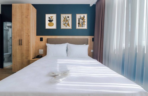 Kucukcekmece Hotel | Meriont Hotel