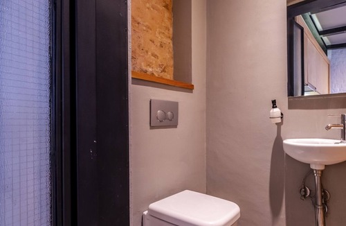 Tophane Apartment | Missafir Charming and Central Flat in Beyoglu