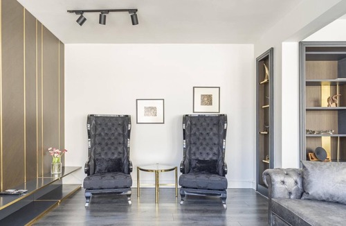 Nisantasi Apartment | Missafir Flat Close to City's Mall in Nisantasi