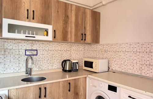 Sisli Apartment | Modern 3BR Near Metro and Cevahir