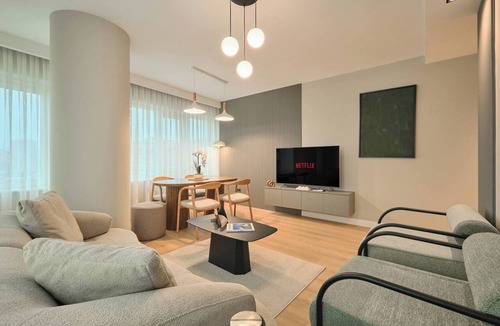 Moda Apartment | Nakamura, 3BR, Serene, Charming