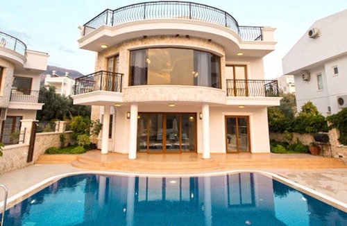 Kalkan Villa | Neria Duo, fantastic location and stunning sea view in Kalkan´s Kalamar Bay.