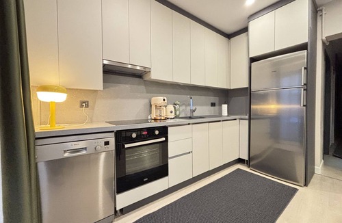 Osmanbey Apartment | Newly Built 2BR Residence in Central Şişli
