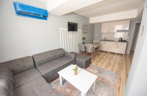 Kepez Apartment | Palvan House