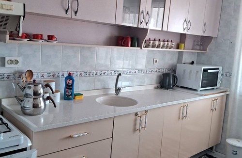 Karaburun Apartment | Peaceful Suite in Karaburun with Panoramic Sea View & Balcony