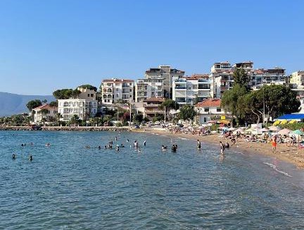 Gulluk Apartment | Pleasant Gulluk Apartment Near Seaside!