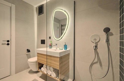 Moda Apartment | Polgar, 3BR, Welcoming, Charming
