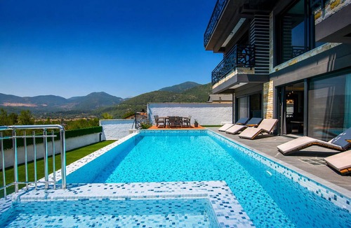 Fethiye House | Private Pool Villa in Fethiye Nature Views & 4 Bedrooms