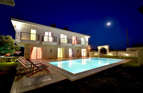 Alacati Bed & Breakfast | Rüzgar Gülü Butik Otel