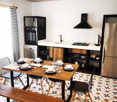 Kadriye Villa | Red F30 Kırmızı,Modern Tasarımlı Villa