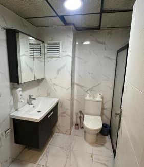Buyukcekmece Apartment | Red House