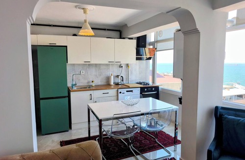 Konak Apartment | Renovated comfy apartment with unique sea view