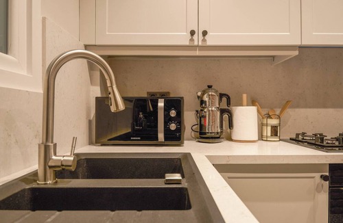 Moda Apartment | Renovated, Stylish, 3BR Kadıköy