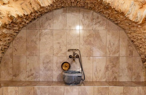 Artuklu Hotel | Rocinante House