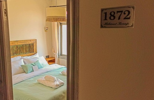 Konak House | Room-charming Room in Historic Konak, Tu