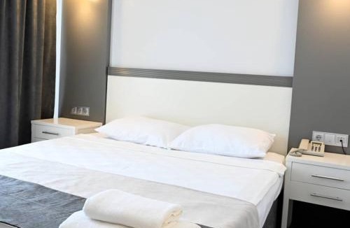 Kusadasi City Centre Hotel | ROXX ROYAL HOTEL