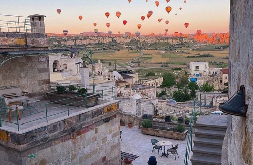 Cavusin Hotel | Seki Cave Hotel, Wake Up to Hot Air Balloons