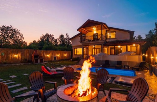 Kartepe Villa | Sepetçi Lakehouse Heated Pool