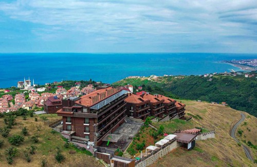 Akcaabat Hotel | Sera Lake Resort Hotel Spa & Aparts