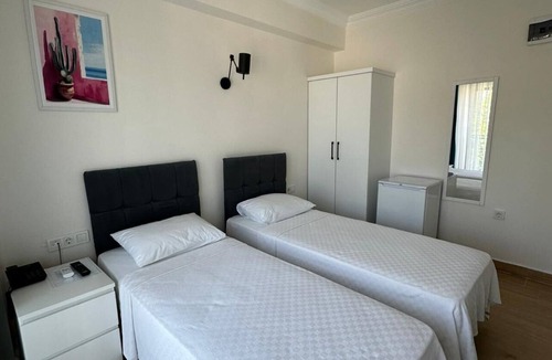 Ezine Bed & Breakfast | SEVGİ HOTEL
