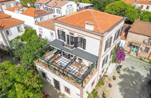 Ayvalik Hotel | Siyah Lale Cunda 1841
