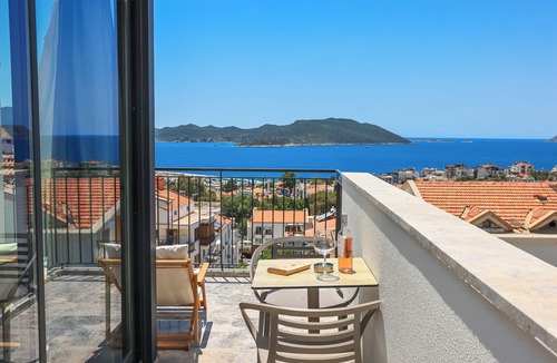 Kas Apartment | Sole Vista Homes