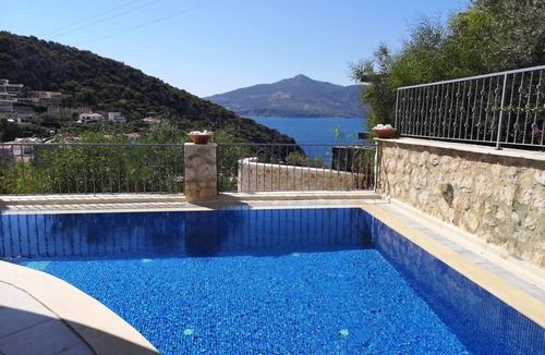 Kalkan Villa | Spacious 5 Bedroomed Villa With Pool, 200 Metres From the Sea