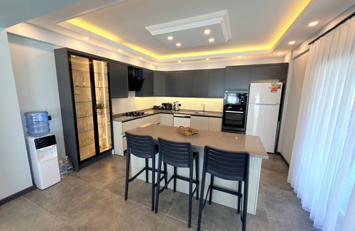Ortaca Villa | Spacious 6 bedroom villa in brilliant Ortaca with AC