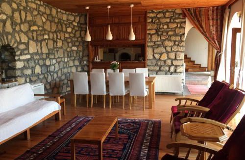 Selcuk Villa | St John's House