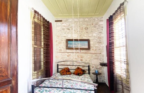 Ayvalik City Center House | Stone Greek House - Ayvalık Center- Müstakil ev