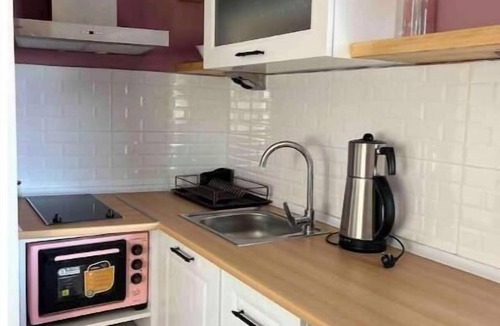 Canakkale House | Stone House, Lavender Guest House in the center of Imroz