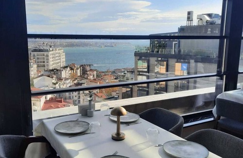 Gumussuyu Mahallesi Hotel | Taksim Square Hotel