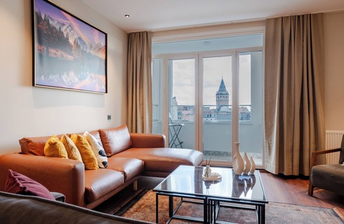 Taksim Apartment | The Best in Beyoglu–Galata Tower View – Elevator – Renovated Interior – Balcony