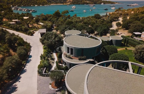 Dagbelen Hotel | The Casa Cala Hotel