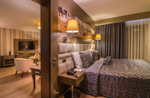 Kadnlar Denizi Mahallesi Hotel | The Grand Blue Sky International