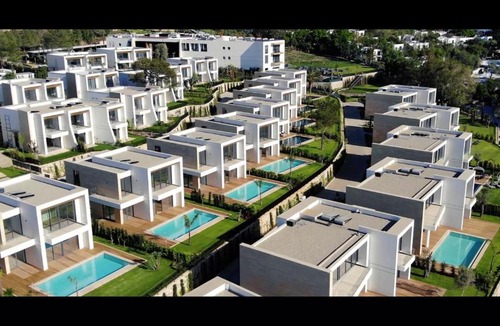 Torba Hotel | The Norm Collection Door'a Bodrum