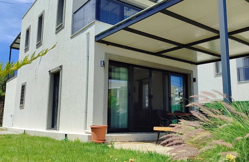 Akyarlar House | Tranquil 2-bedroom house with AC in enjoyable Bodrum Akyarlar